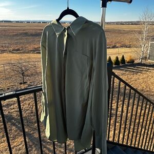 Nine West Womens Sage Green button up super soft blouse